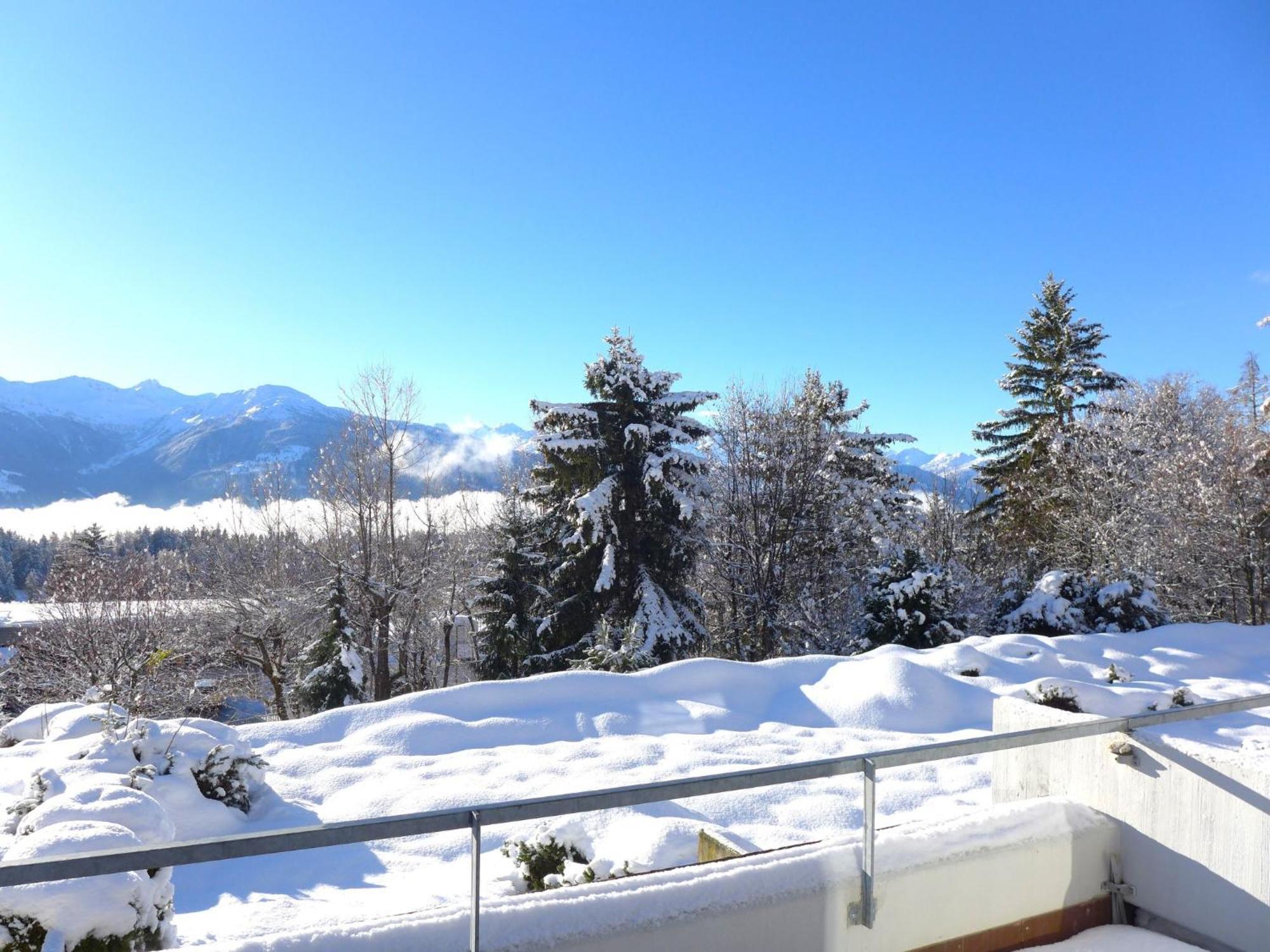 अपार्टमेंट Jeanne D'arc-14 By Interhome Crans-Montana
